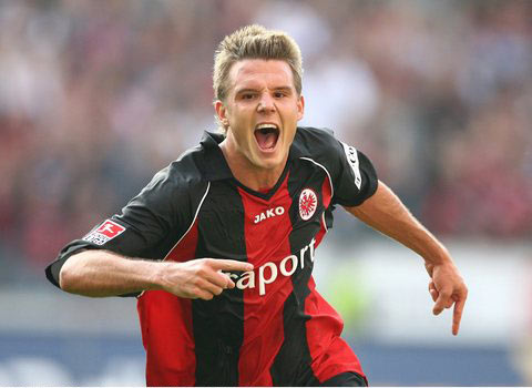 通球员的范 通球员的范